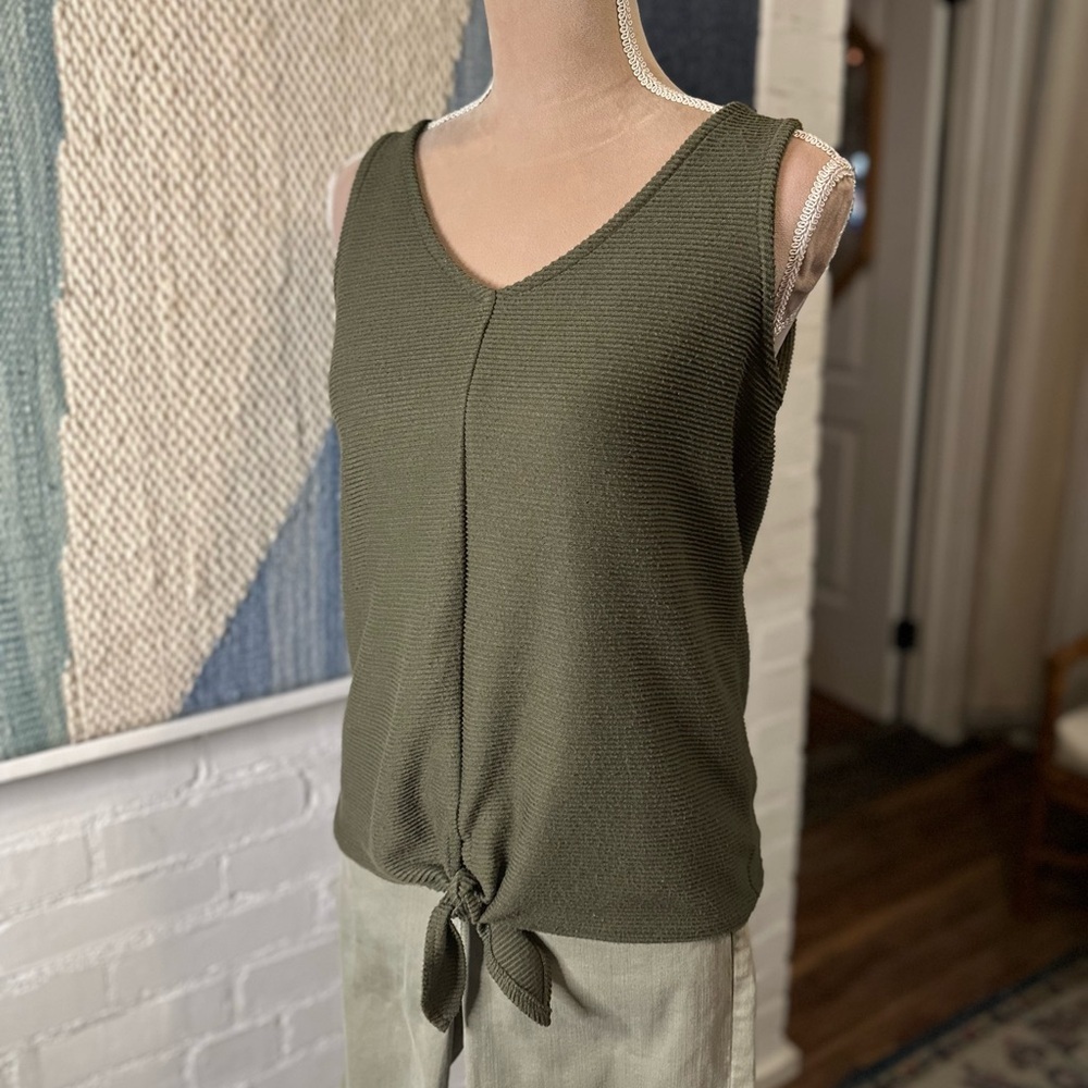 Loft Green Horizontal Ribbed Tank Top with Front Tie - Picture 4 of 9